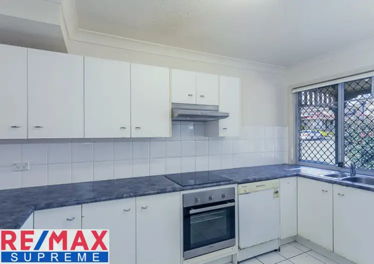 Third view of Homely townhouse listing, 10 Lawrence Close, Robertson QLD 4109