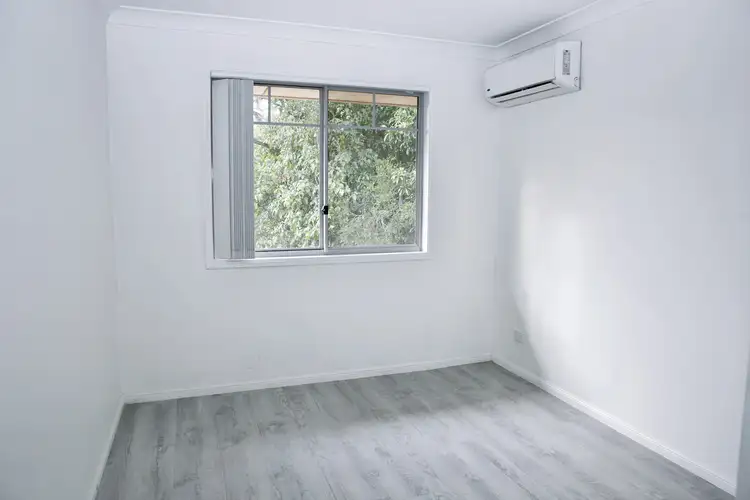 Fourth view of Homely townhouse listing, 10 Lawrence Close, Robertson QLD 4109