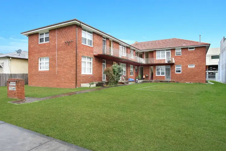 Main view of Homely unit listing, 1/37-39 Baan Baan Street, Dapto NSW 2530
