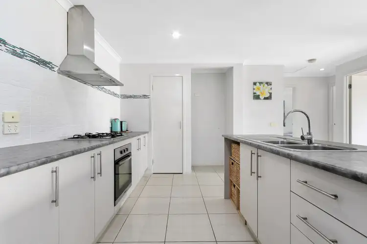 Fifth view of Homely house listing, 2 Neilson Court, Stratford VIC 3862