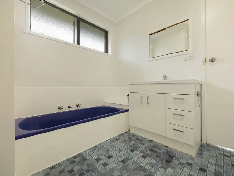 Sixth view of Homely house listing, 1/16 Skiddaw Crescent, Warrnambool VIC 3280