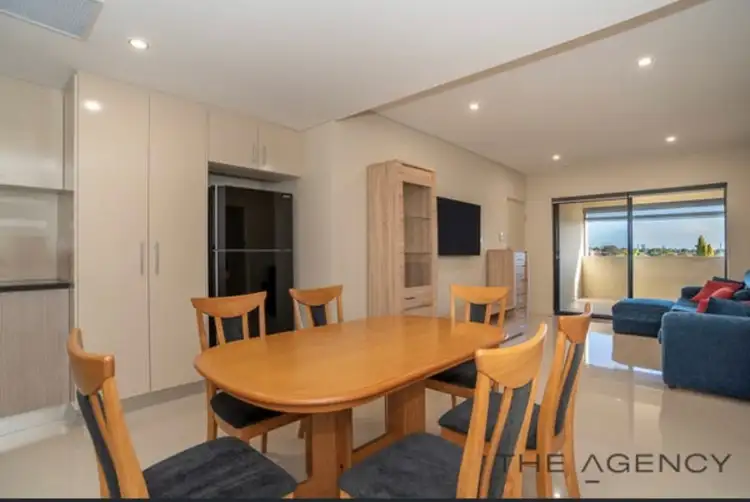 8/17 Stroughton Road, Westminster WA 6061