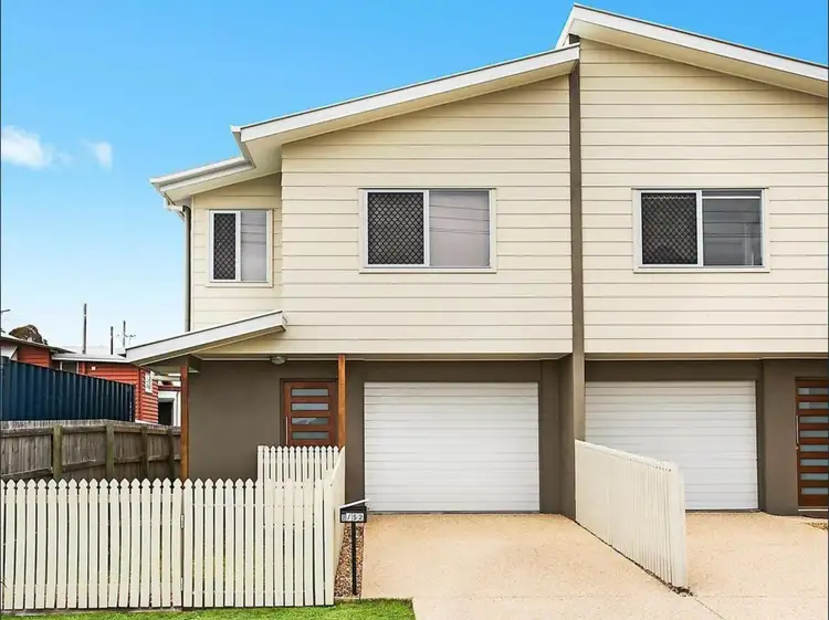 Main view of Homely unit listing, 2/52 Emsworth Street, Wynnum QLD 4178