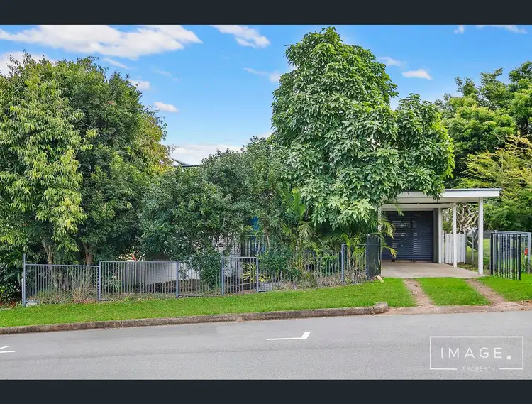 9 Reid Street, Petrie QLD 4502