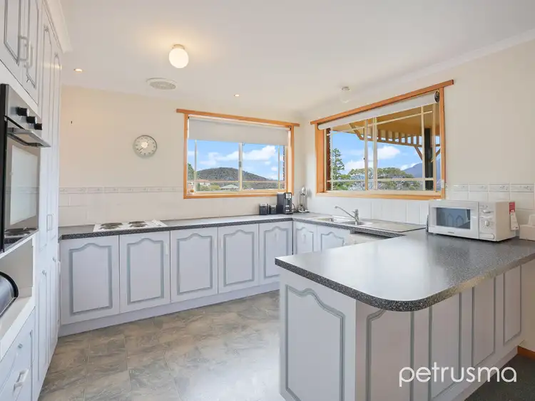 Fifth view of Homely villa listing, 1/76 Begonia Street, Lindisfarne TAS 7015