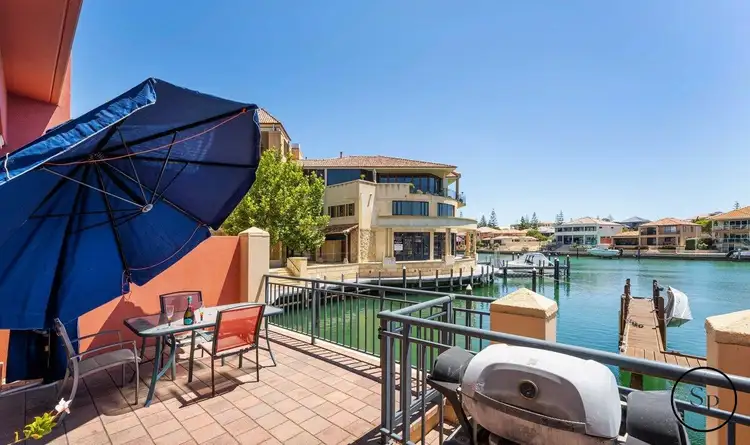 18/7 Village Mews, Wannanup WA 6210
