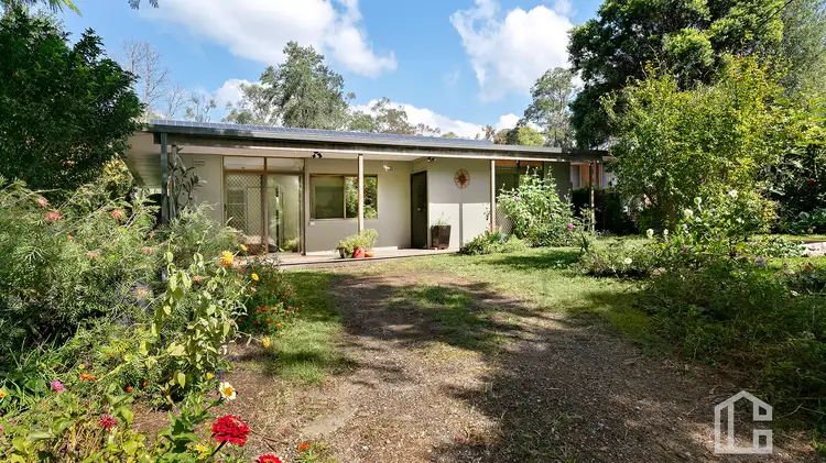 33 Hilton Road, Springwood NSW 2777