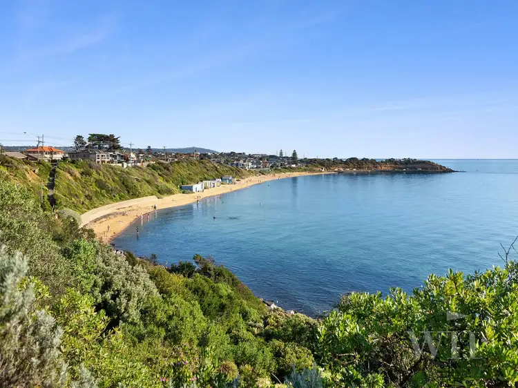 2 / 5 Coral Road, Mornington VIC 3931