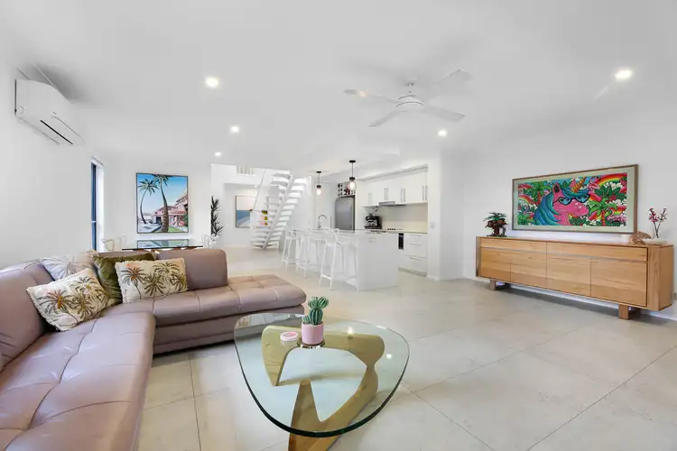 101 Verona Circuit, Burleigh Waters QLD 4220