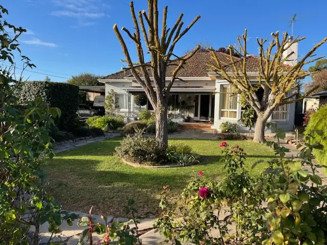 9 Henry Street, Auburn SA 5451