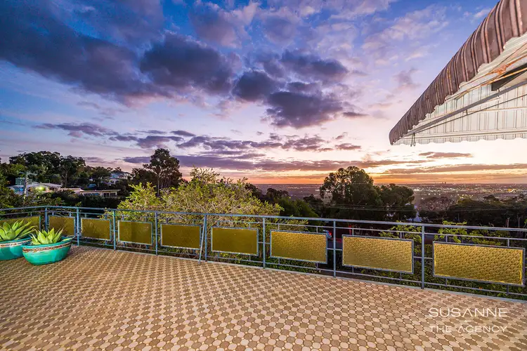 88 Basildon Road, Lesmurdie WA 6076