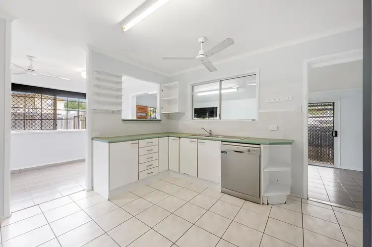 Fifth view of Homely house listing, 4 Illawarra Drive, Kin Kora QLD 4680