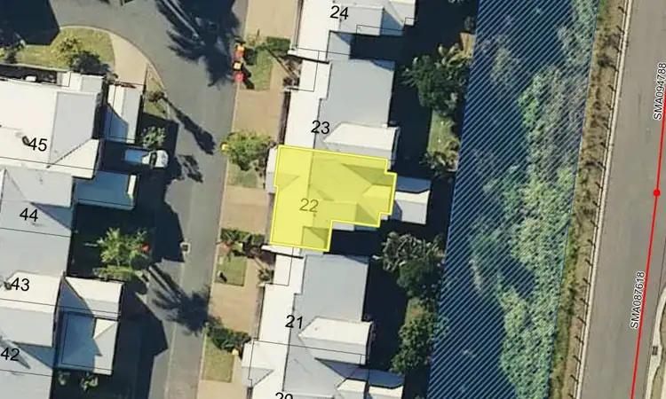 Second view of Homely townhouse listing, 22/1 Michel Place, Telina QLD 4680