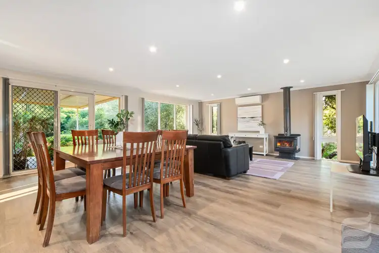 Fifth view of Homely house listing, 2 Stradella Court, Mount Eliza VIC 3930