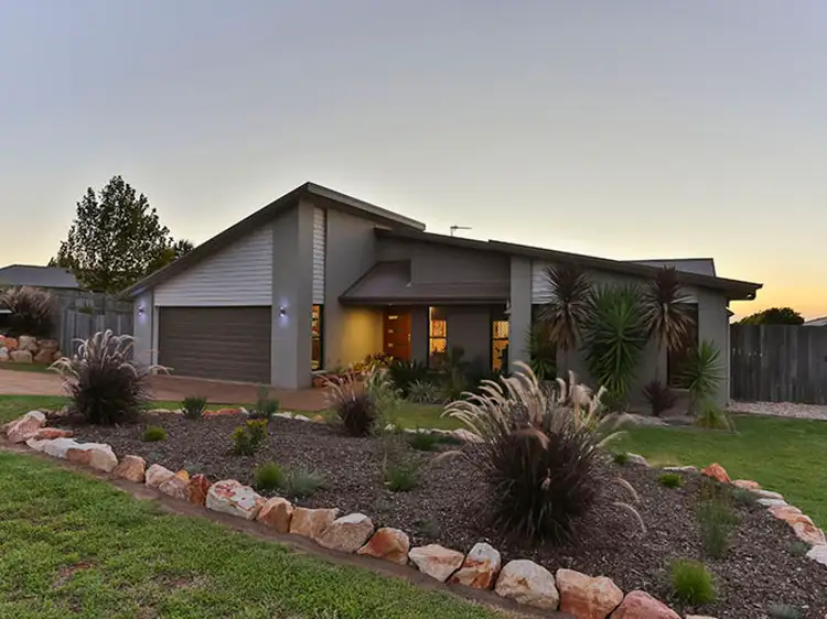 1 Koel Crescent, Highfields QLD 4352