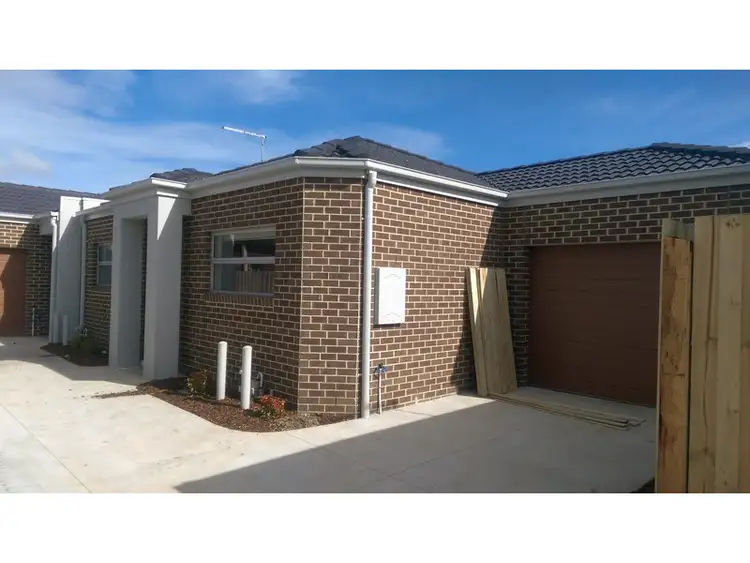Unit 2/249 Bethany Road, Tarneit VIC 3029