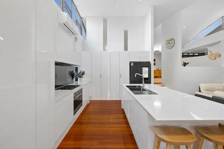 Fifth view of Homely house listing, 25 Ngeringa Crescent, Chapel Hill QLD 4069