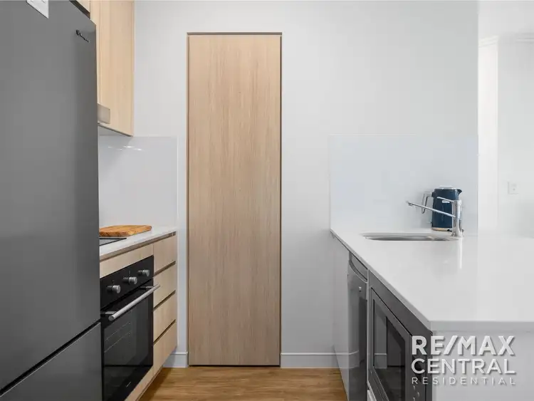 Third view of Homely apartment listing, Level 7/398 St Pauls Terrace, Fortitude Valley QLD 4006