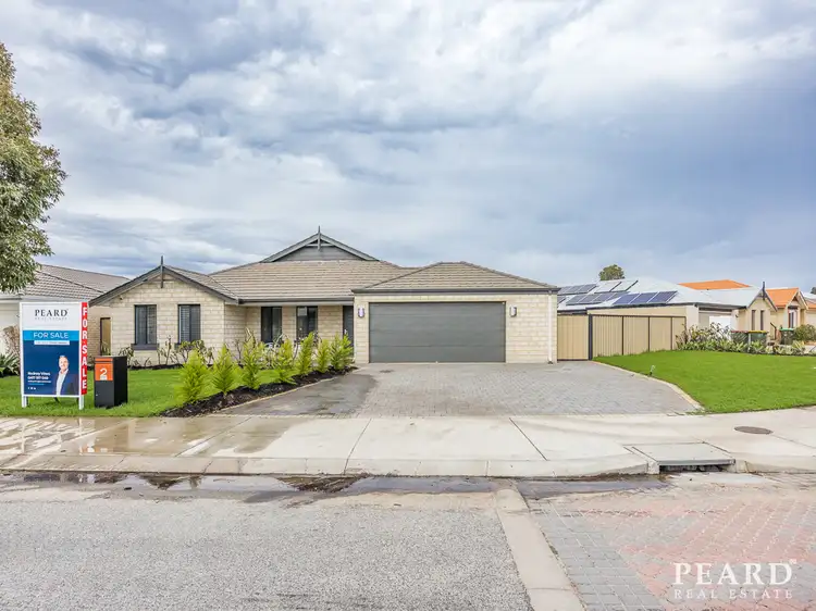 2 Wallcliffe Gate, Carramar WA 6031
