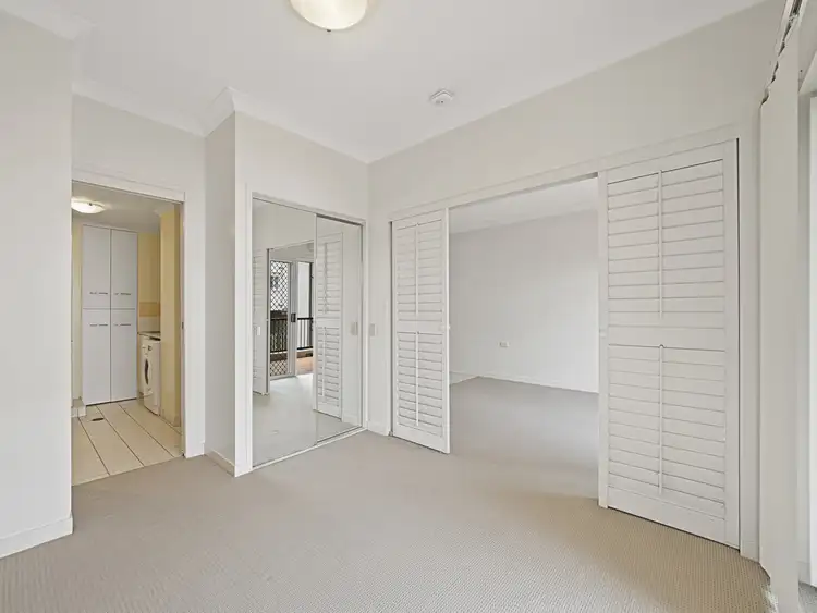 Fourth view of Homely unit listing, 9/32-36 Lissner Street, Toowong QLD 4066