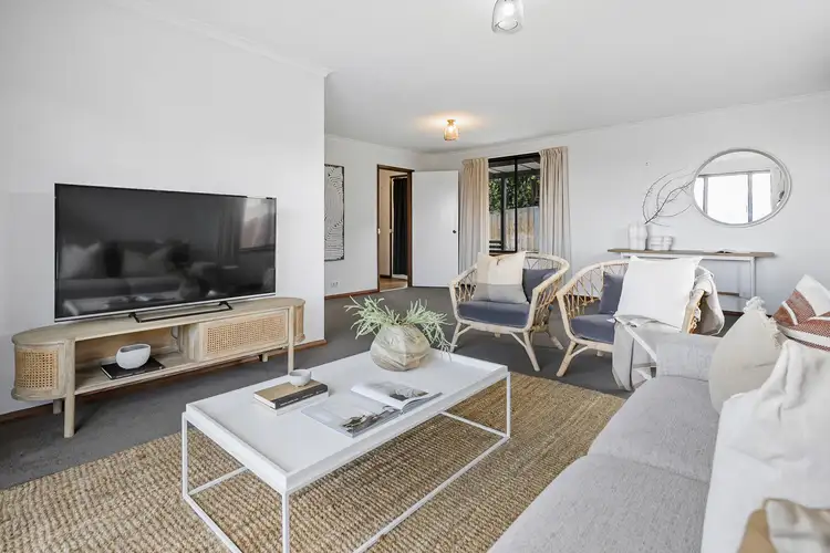1 Bampi Court, Blackmans Bay TAS 7052