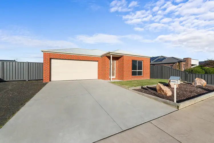 23 Mitchell Road, Stratford VIC 3862