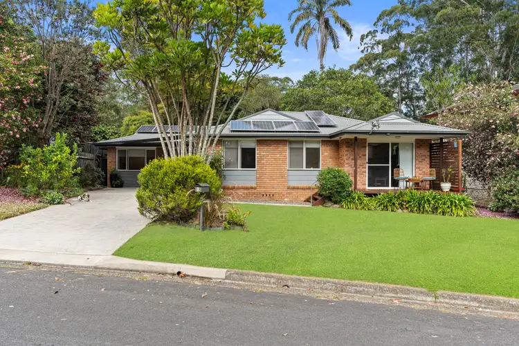 8 Pangari Close, Wyoming NSW 2250