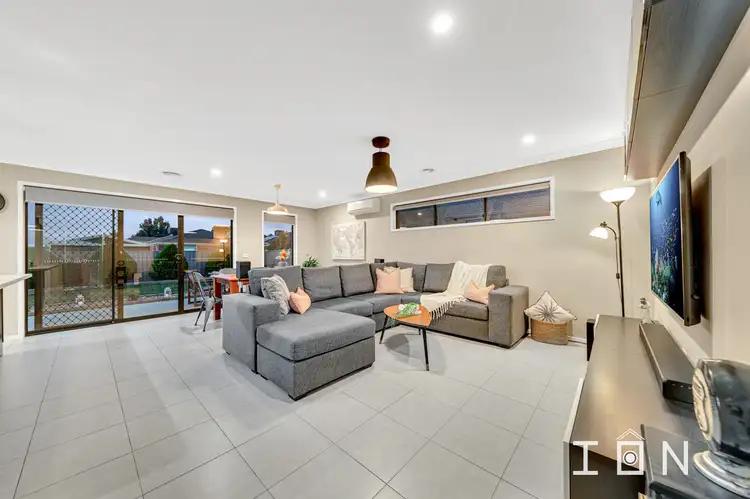 Fourth view of Homely house listing, 10 Aquitane Drive, Cranbourne East VIC 3977