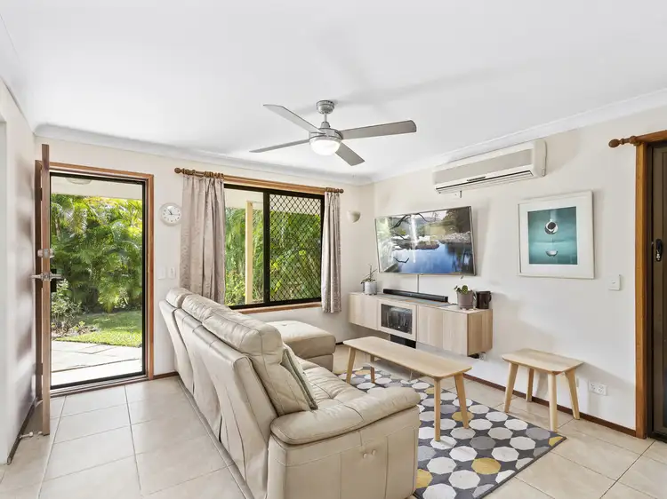 Sixth view of Homely house listing, 9 Buring Court, Highland Park QLD 4211