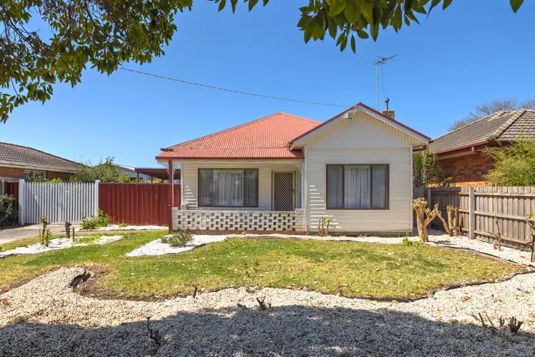 4 McGhee Street, Sale VIC 3850