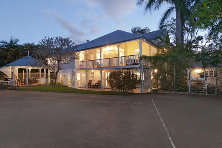 50 Bentinck Street, Sherwood QLD 4075