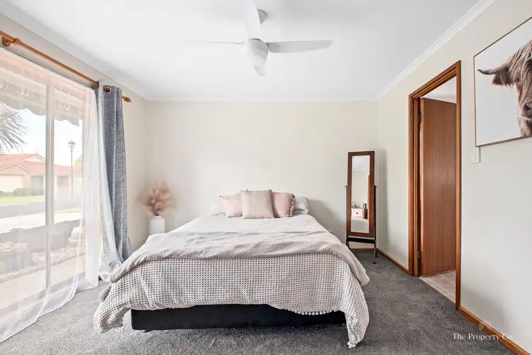 Sixth view of Homely house listing, 10 Sherbrook Close, Mount Gambier SA 5290