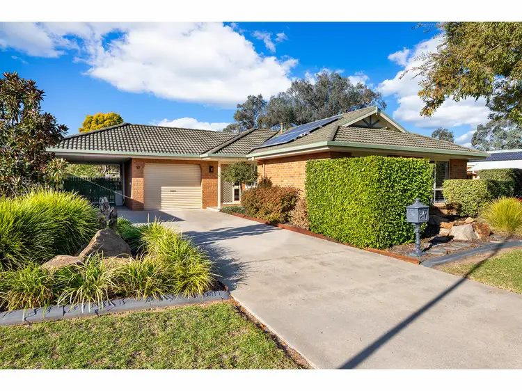 Main view of Homely house listing, 17 Saville Avenue, Lavington NSW 2641