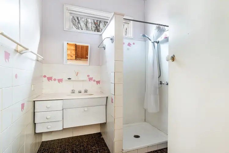Fifth view of Homely house listing, 28 Leahy Street, Hamilton VIC 3300