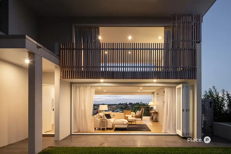 33 Blair Lane, Ascot QLD 4007