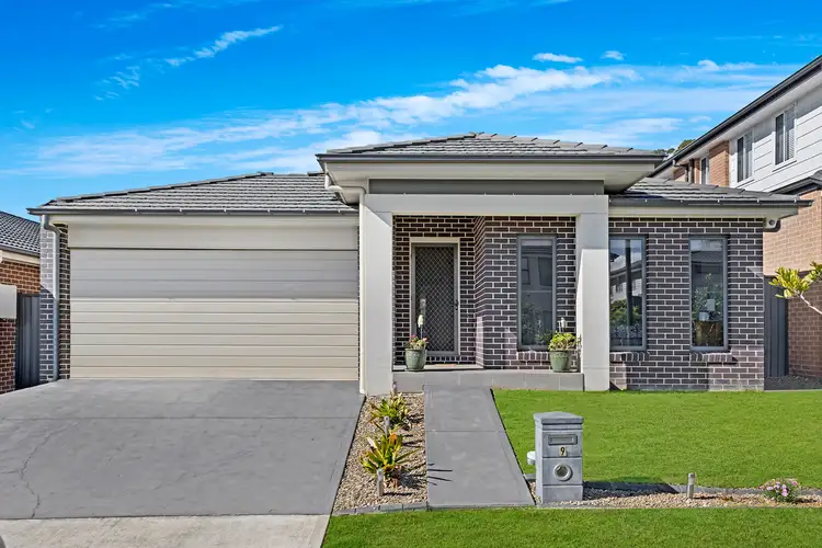 9 Tango Close, Jordan Springs NSW 2747