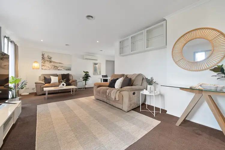 Second view of Homely house listing, 17 Windella Grove, Skye VIC 3977
