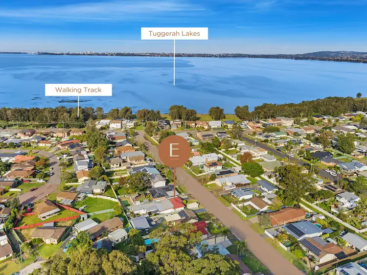 19 Platypus Road, Berkeley Vale NSW 2261