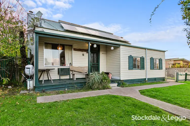 5 Bennett Street, Yinnar VIC 3869
