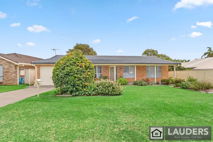 42 Wyden Street, Old Bar NSW 2430