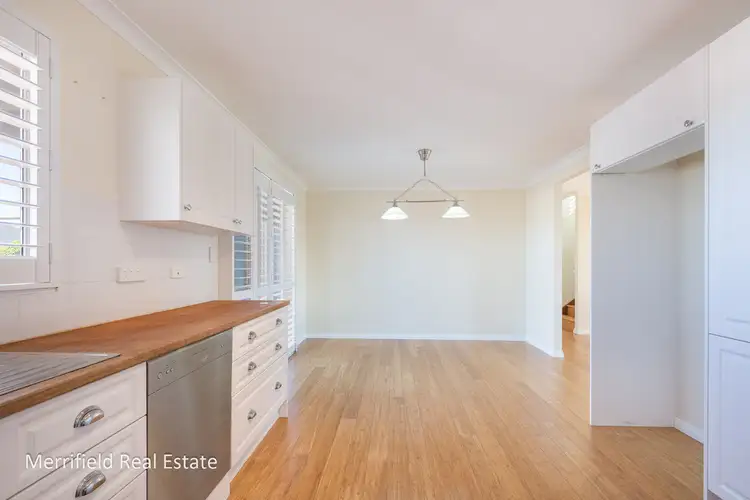 Sixth view of Homely house listing, 7 Elaray Way, Lange WA 6330