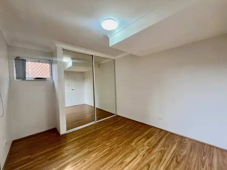 Fifth view of Homely apartment listing, 5/88-90 Todman Avenue, Kensington NSW 2033