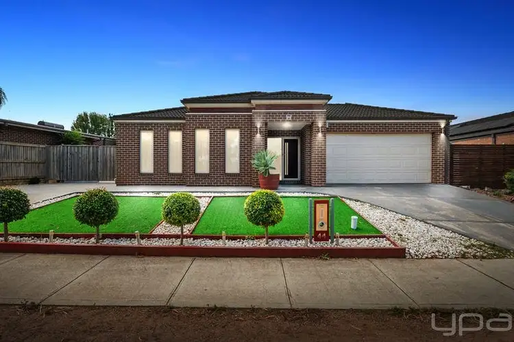 44 Arnolds Creek Boulevard, Harkness VIC 3337