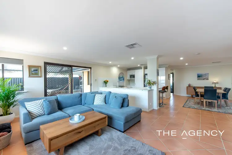 16 Pinnaroo Drive, Padbury WA 6025