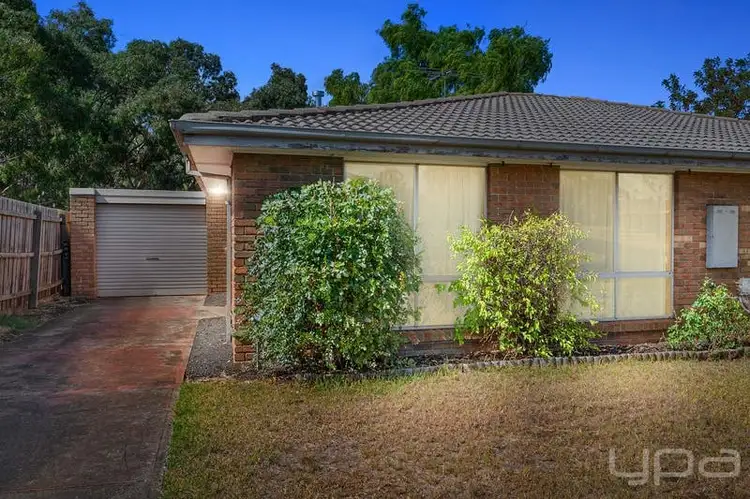 2/50 Pennyroyal Crescent, Kurunjang VIC 3337