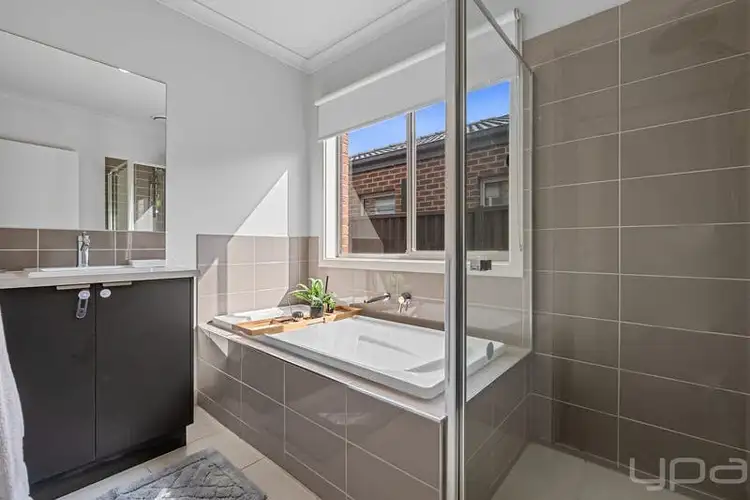 Fifth view of Homely house listing, 7 Brooksby Circuit, Harkness VIC 3337