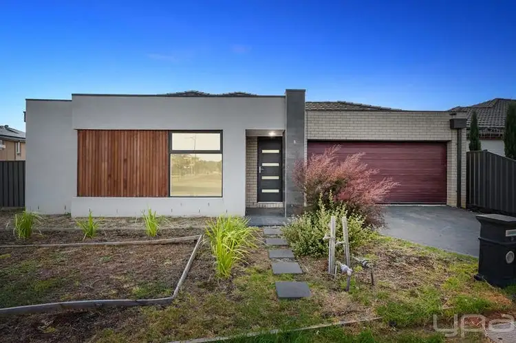 6 Ruislip Avenue, Strathtulloh VIC 3338