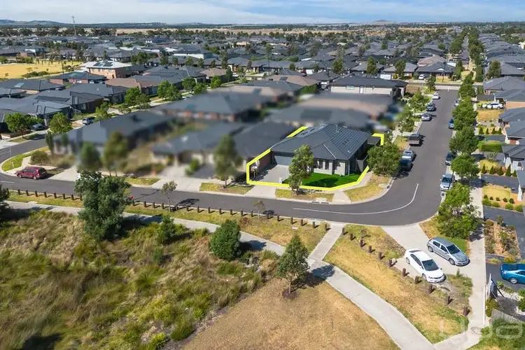 Second view of Homely house listing, 21 Brooksby Circuit, Harkness VIC 3337