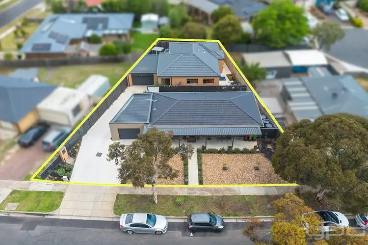 49 Argyll Circuit, Melton West VIC 3337