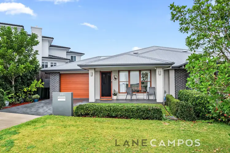 22A Threlkeld Crescent, Fletcher NSW 2287